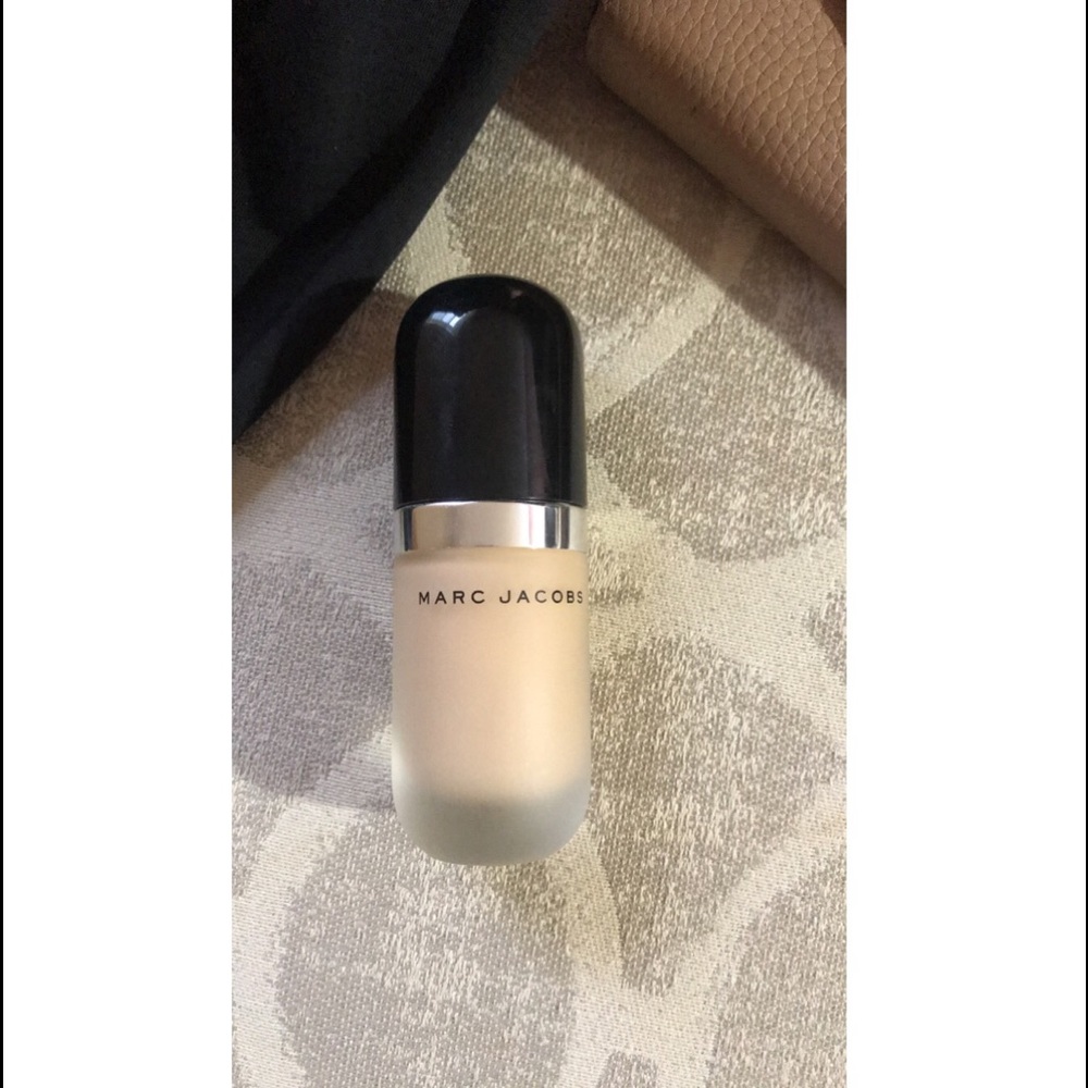 MARC JACOBS FOUNDATION MEDIUM BISQUE